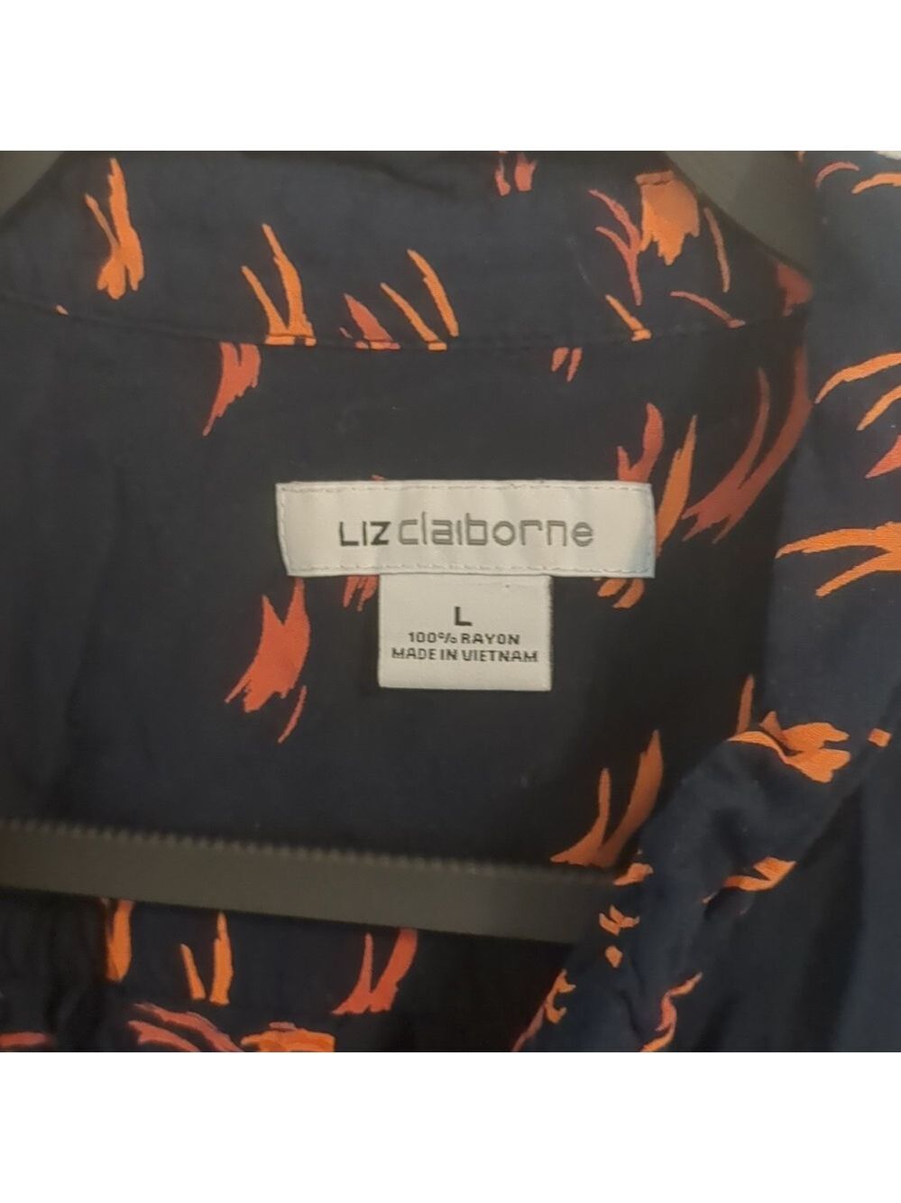 Liz Claiborne long sleeve button down shirt - Picture 5 of 5